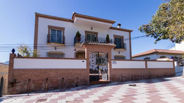 Casa-chalet en Venta en Avenida de la Constitucion en Partidas Norte