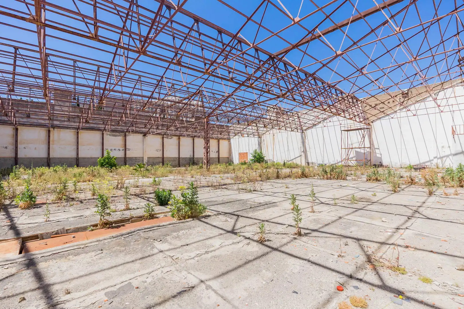 Exterior view of Industrial buildings for sale in Torremolinos