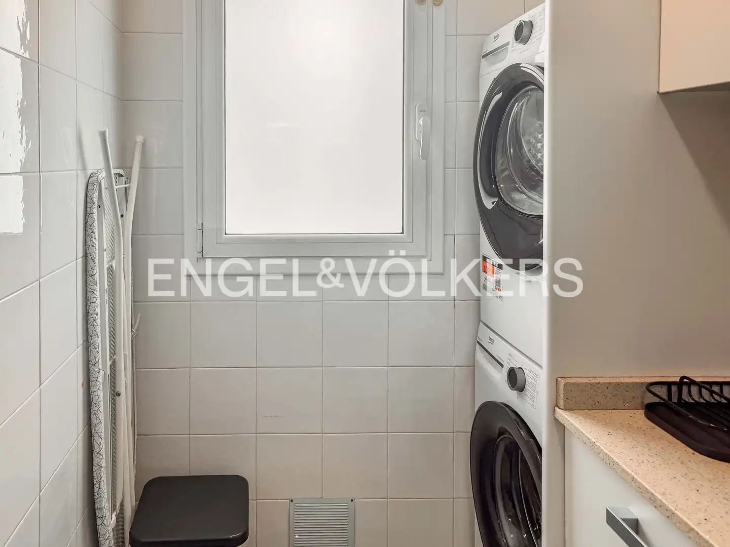 Piso con terraza en alquiler en Eixample, imagen 13