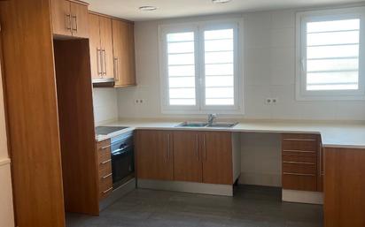 Cuina de Planta baixa en venda en Sant Feliu de Llobregat