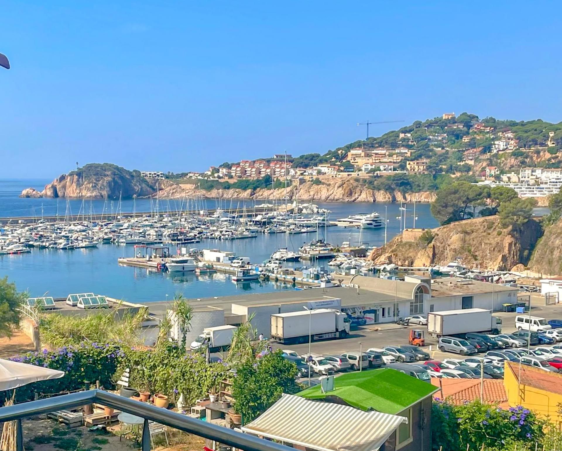 Exterior view of Apartment for sale in Sant Feliu de Guíxols  with Heating and Oven