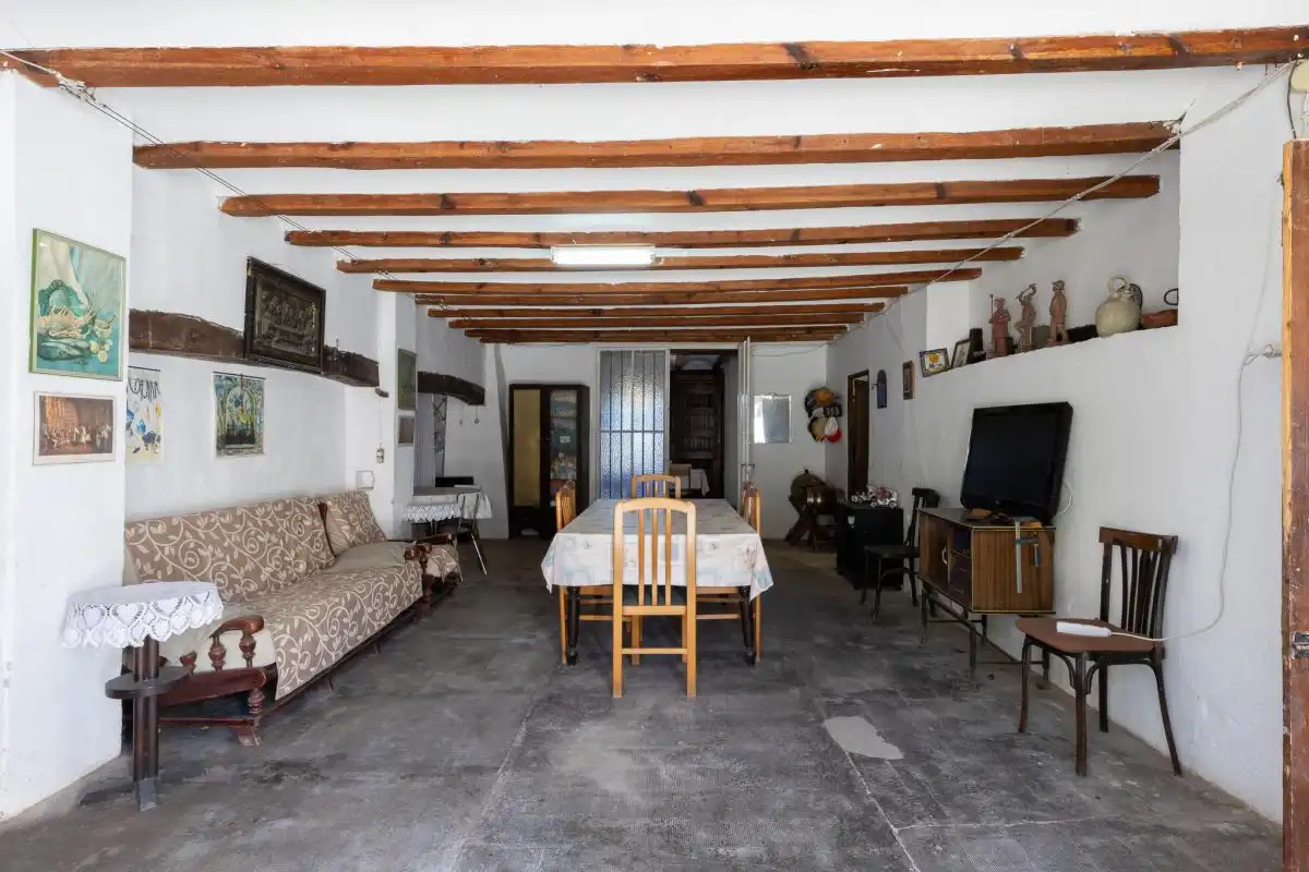 Houses for sale in Carrer ľ Alqueria de les Torres, Park Nord - Casona
