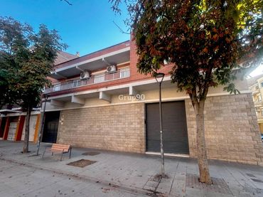 Casa amb balcó en venda a La Bordeta