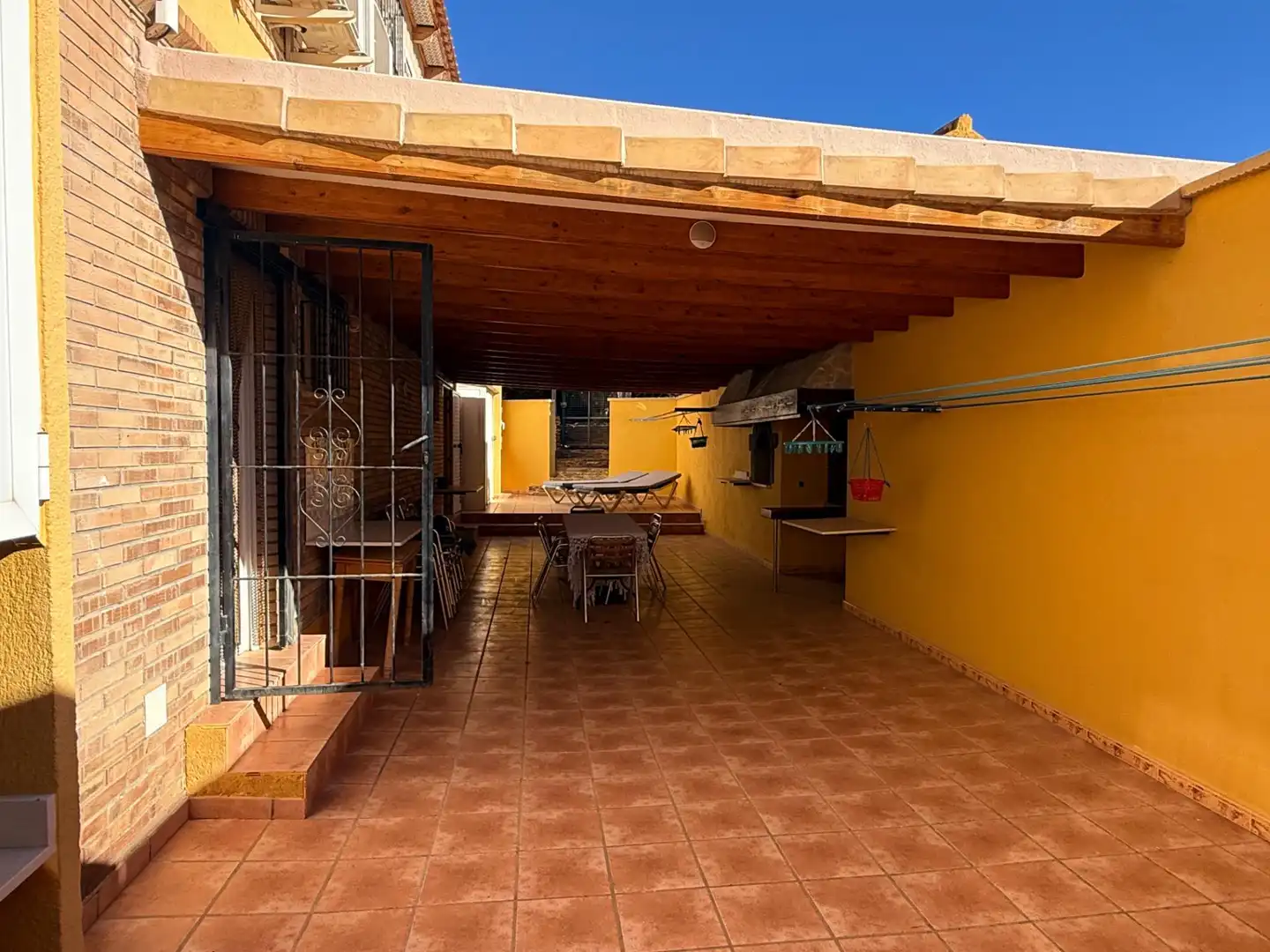 Terraza de Casa o chalet en venta en Alicante / Alacant con Jardín privado y Piscina comunitaria