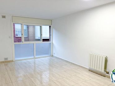 Appartement compact avec ascenseur à vendre à Carrer la Pau