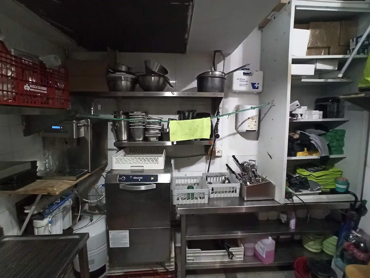 Cocina de Local en traspaso en Barcelona con Aire acondicionado, Terraza y Amueblado