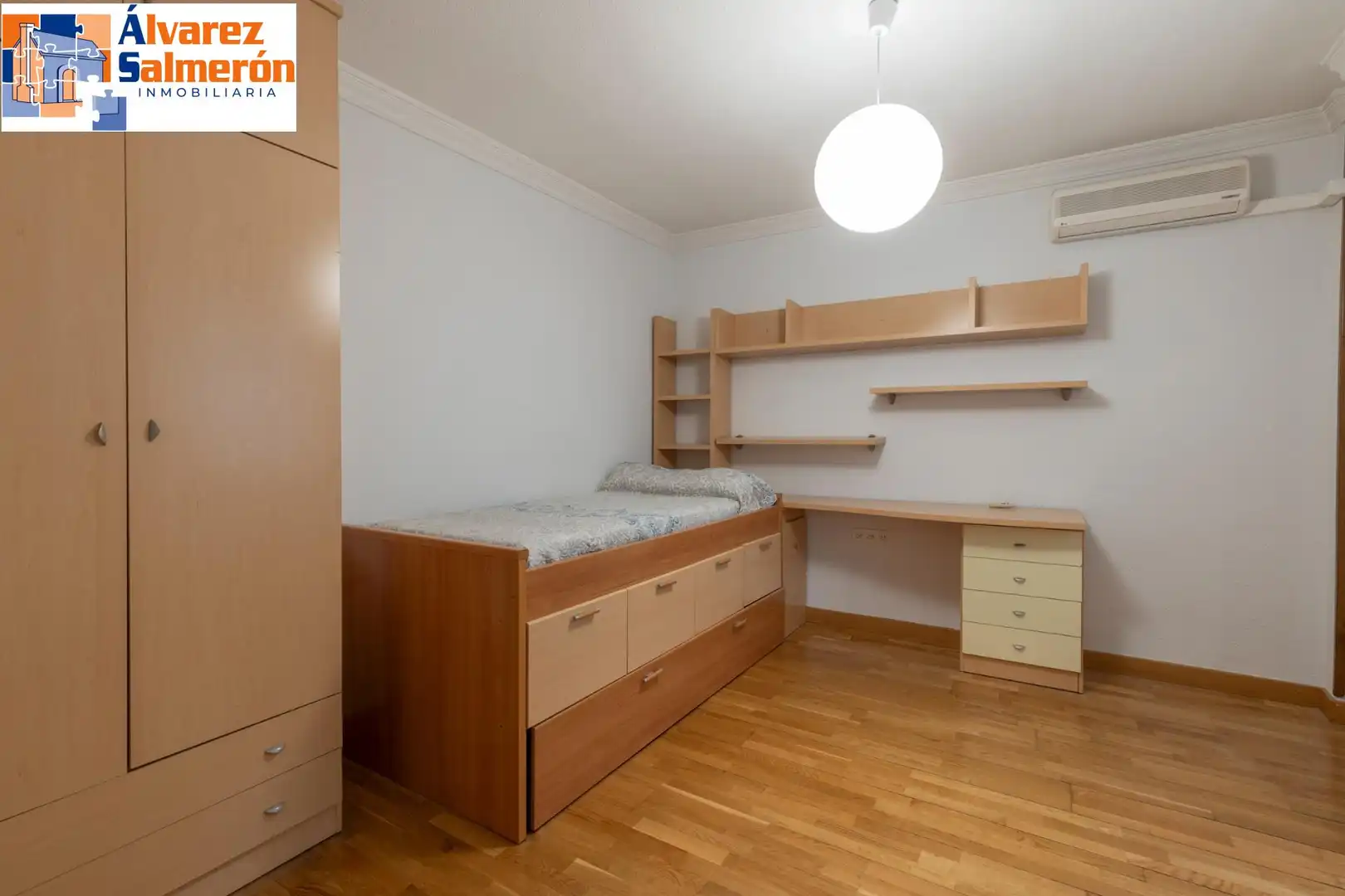 Piso en venta en Calle CARRIL DEL PICON, Centro - Sagrario