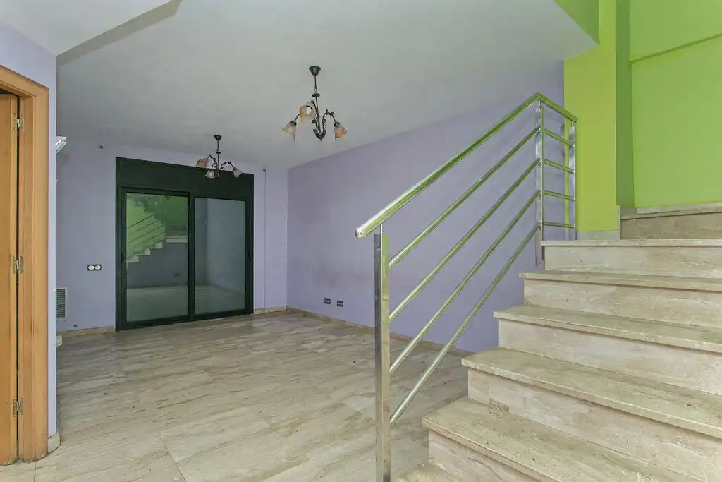 Casa o chalet en venta en Cornellà de Llobregat con Aire acondicionado
