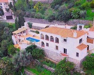 Vista exterior de Casa o xalet en venda en Almuñécar amb Jardí privat, Terrassa i Traster