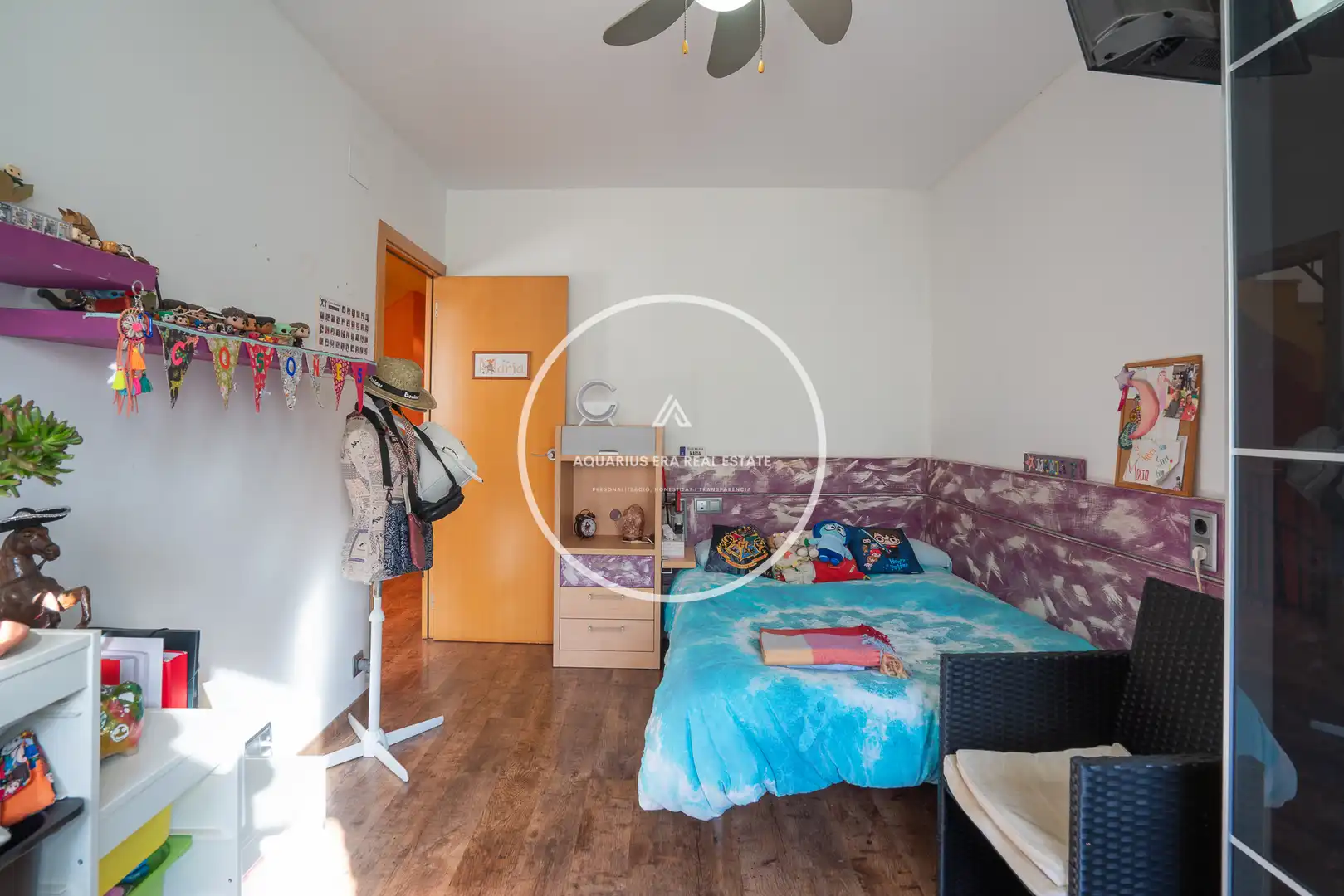 Bedroom of Detached homes for sale in Vic  with Heating, Private garden and Parquet flooring
