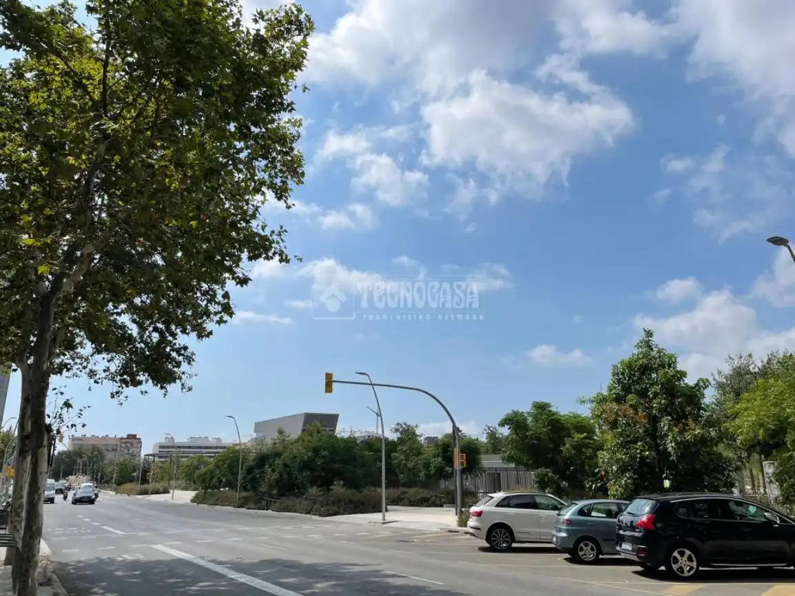 Exterior view of Flat for sale in Barcelona  with Air Conditioner and Heating