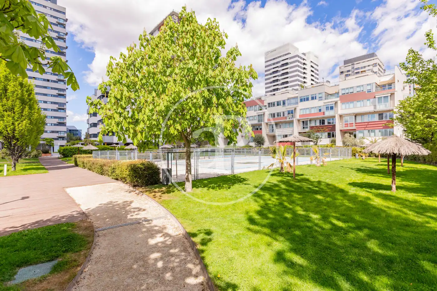 Exterior view of Flat for sale in Madrid  with Air Conditioner, Heating and Private garden