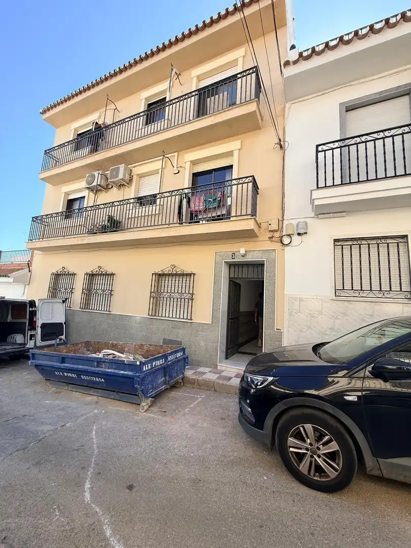 Vista exterior de Pis en venda en Alhaurín El Grande amb Terrassa i Balcó