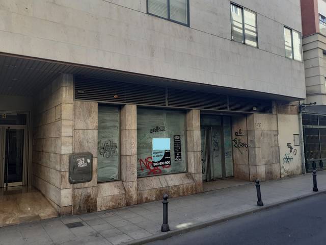 Local comercial en Venta en Calle del Jacinto en El Perchel