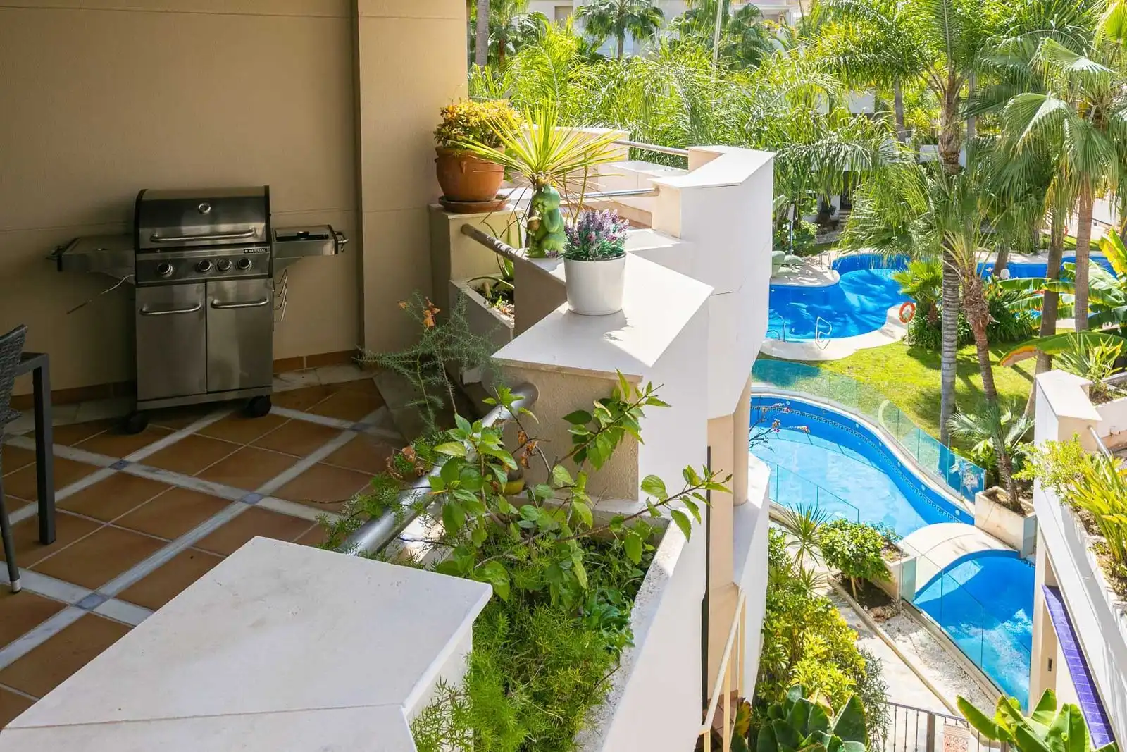 Mini appartamento con piscina in vendita a Nueva Andalucía, imagen 6