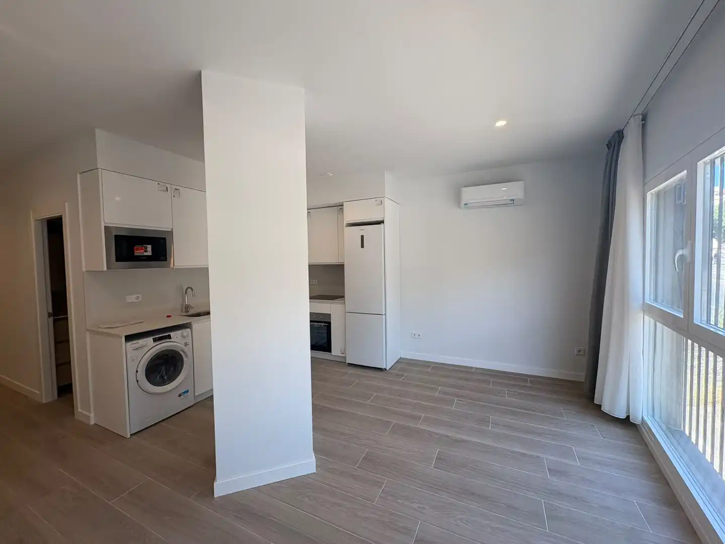 Appartamento con terrazza in affitto a Calle San Serapio, imagen 9