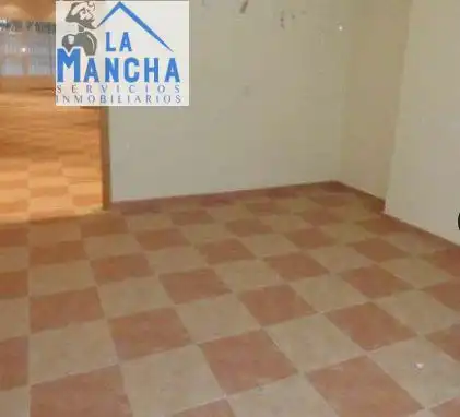 Local comercial en venda a Calle ignacio monturiol, imagen 3