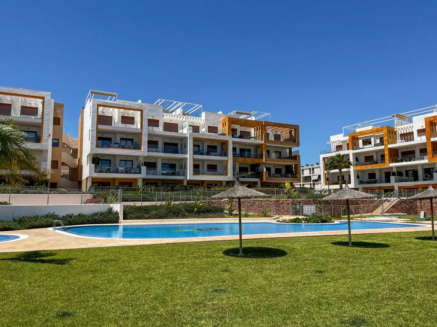 Exterior view of Apartments for rent in Orihuela  with Air Conditioner, Terrace and Furnished
