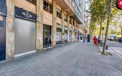 Exterior view of Premises for sale in  Barcelona Capital