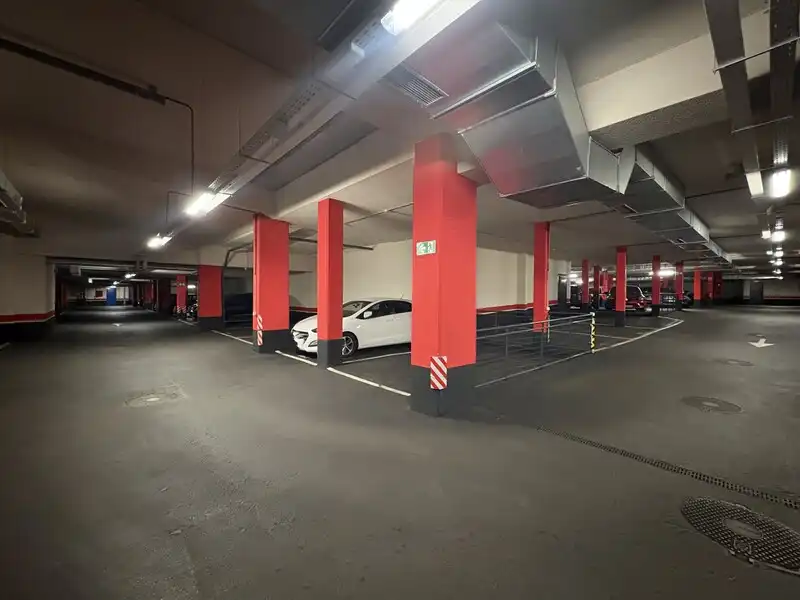 Parkplatz von Garage zur Miete in Madrid