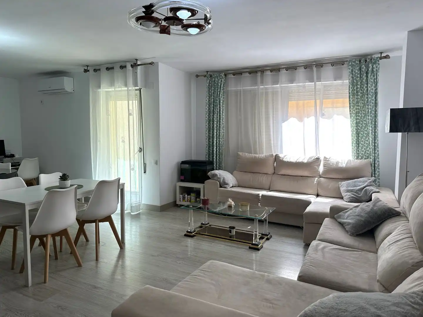 Sala de estar de Piso en venta en Ontinyent con Aire acondicionado, Calefacción y Trastero
