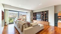 Living room of Apartment for sale in  Barcelona Capital  with Air Conditioner, Heating and Terrace