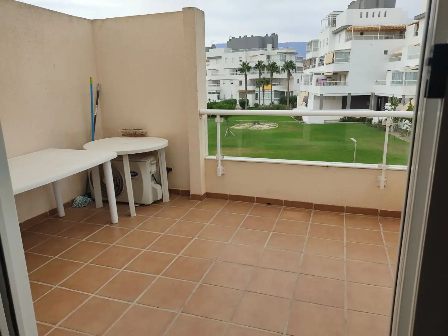 Jardín de Apartamento de alquiler en El Ejido con Aire acondicionado, Calefacción y Terraza
