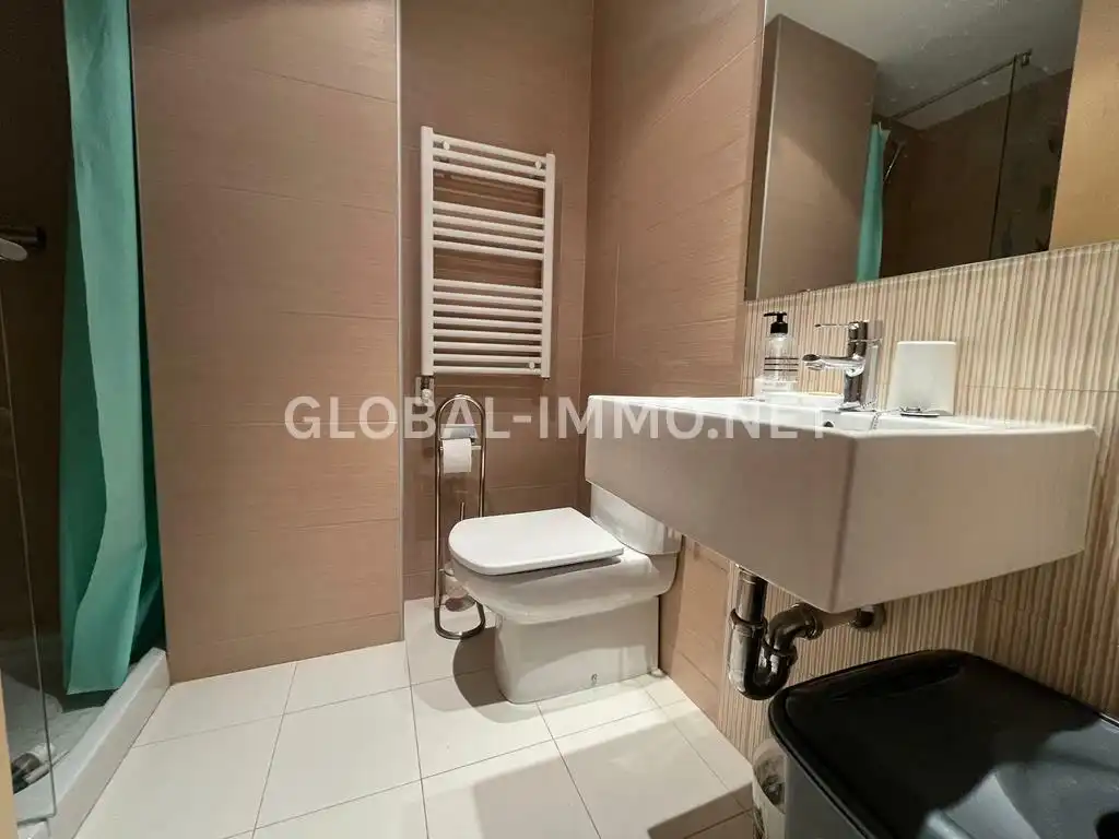 Bany de Apartament en venda en Roses amb Aire condicionat, Calefacció i Moblat