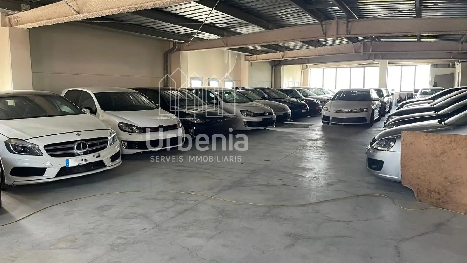 Parking de Nave industrial en venta en Cabrera de Mar