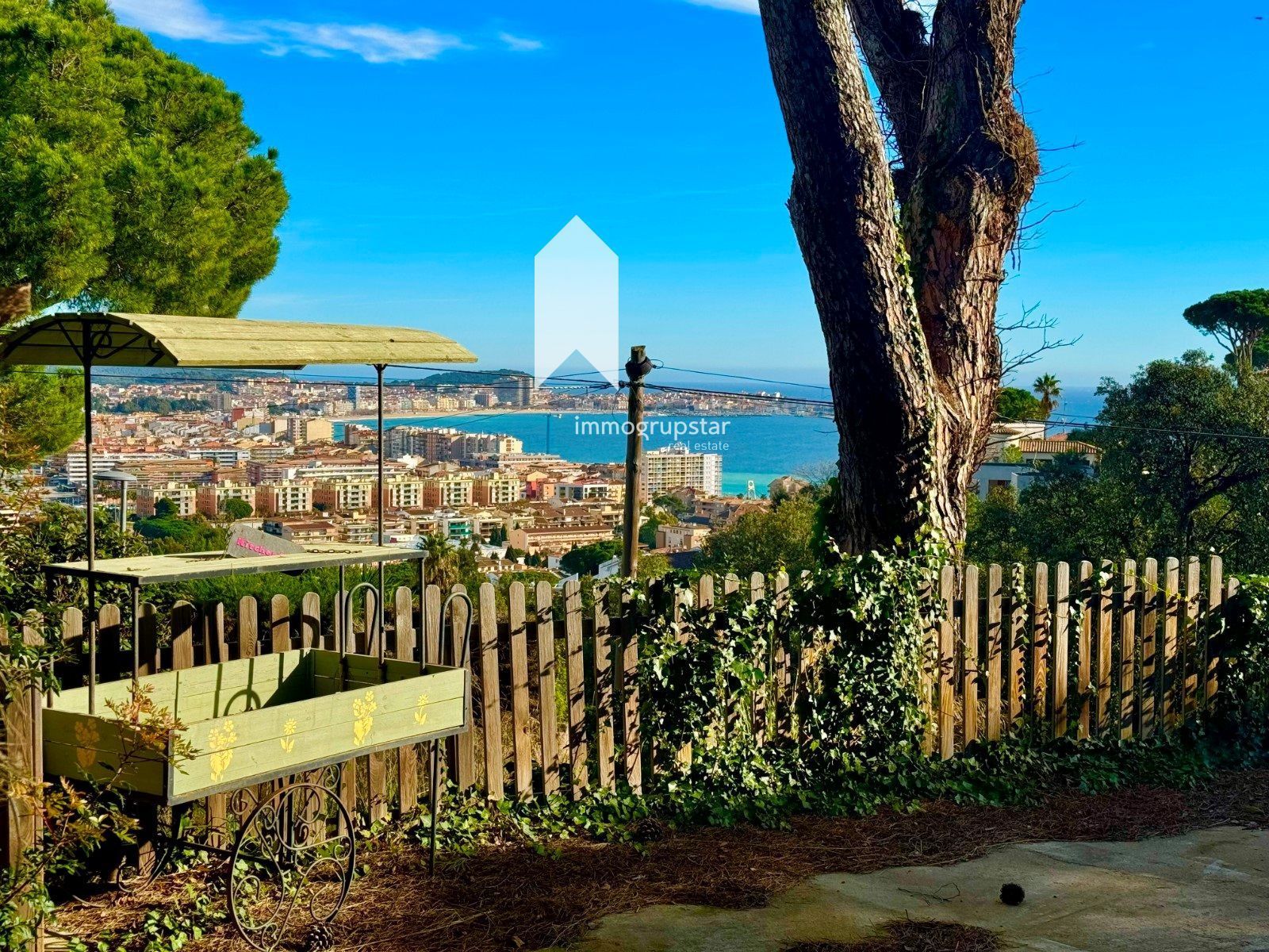 Vista exterior de Casa o xalet en venda en Calonge i Sant Antoni amb Calefacció i Terrassa