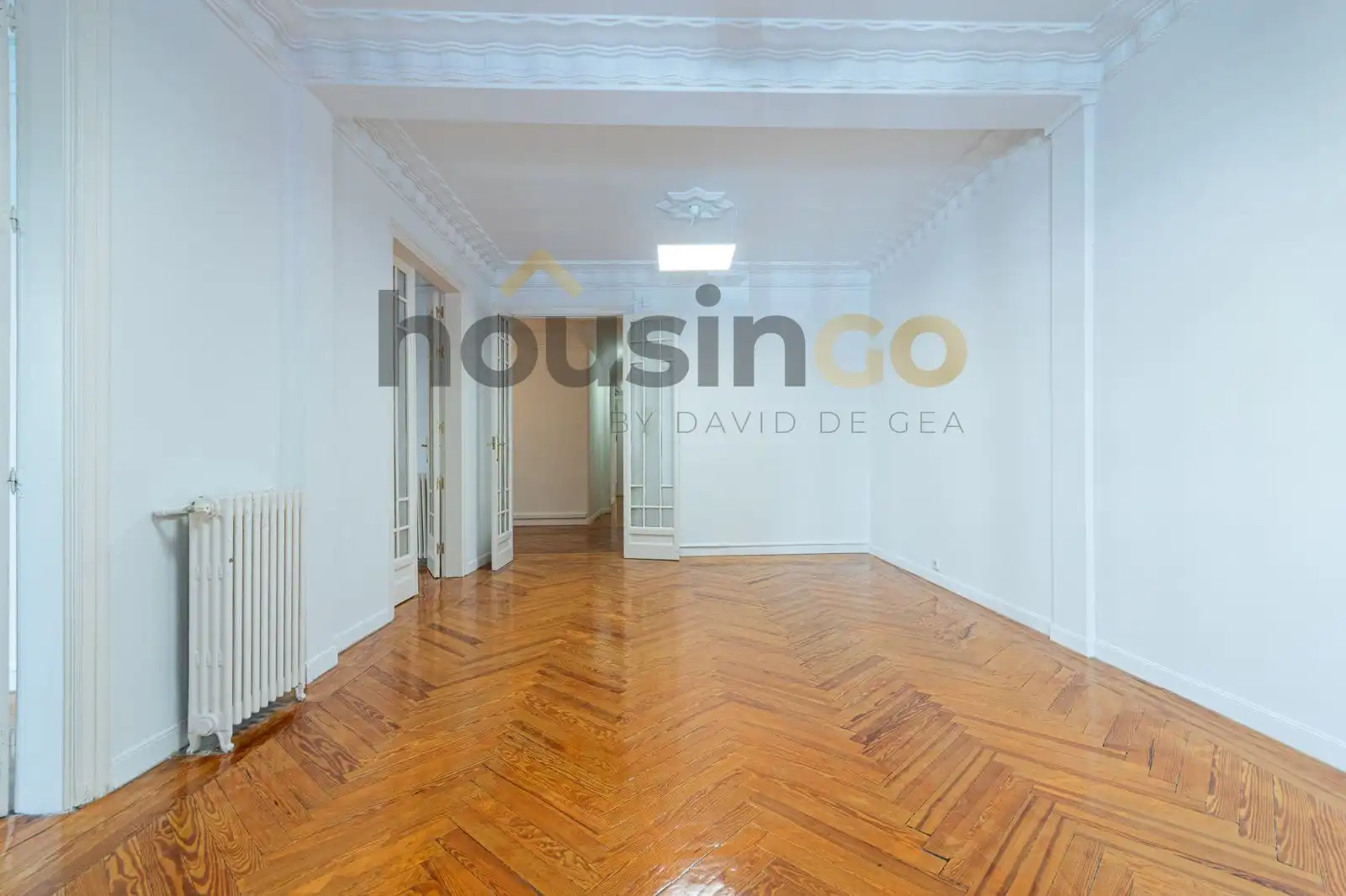 Living room of Office for rent in Madrid  with Air Conditioner, Heating and Balcony