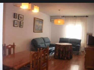 Piso con ascensor en alquiler en Calle Habana 69D