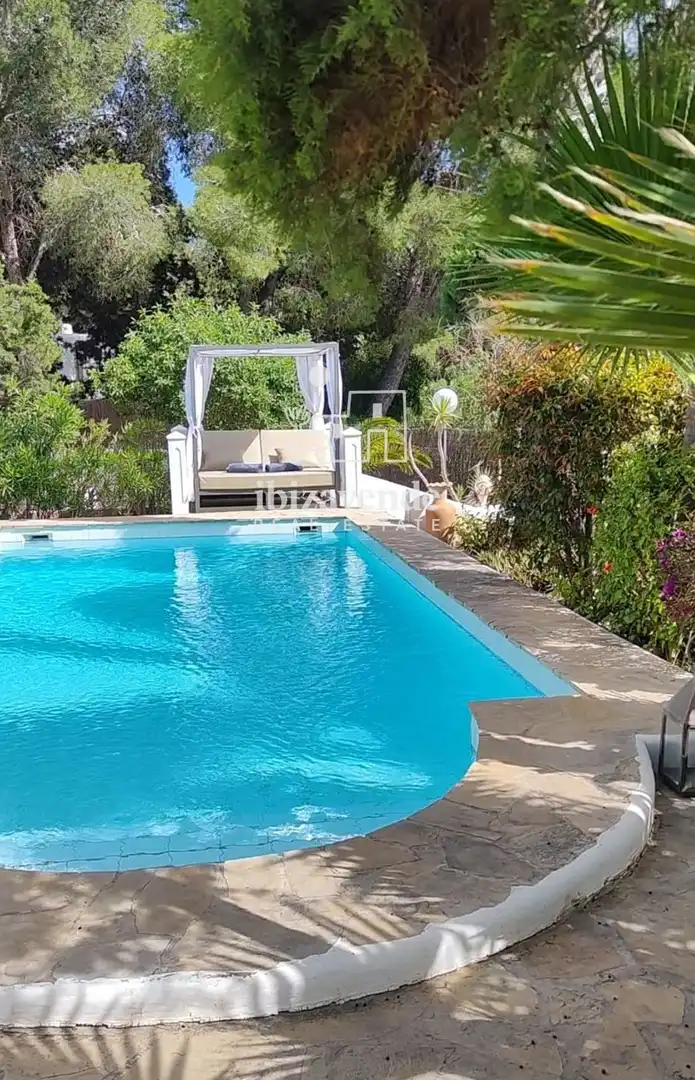 Piscina de Casa o xalet de lloguer en Sant Josep de sa Talaia amb Aire condicionat, Calefacció i Jardí privat