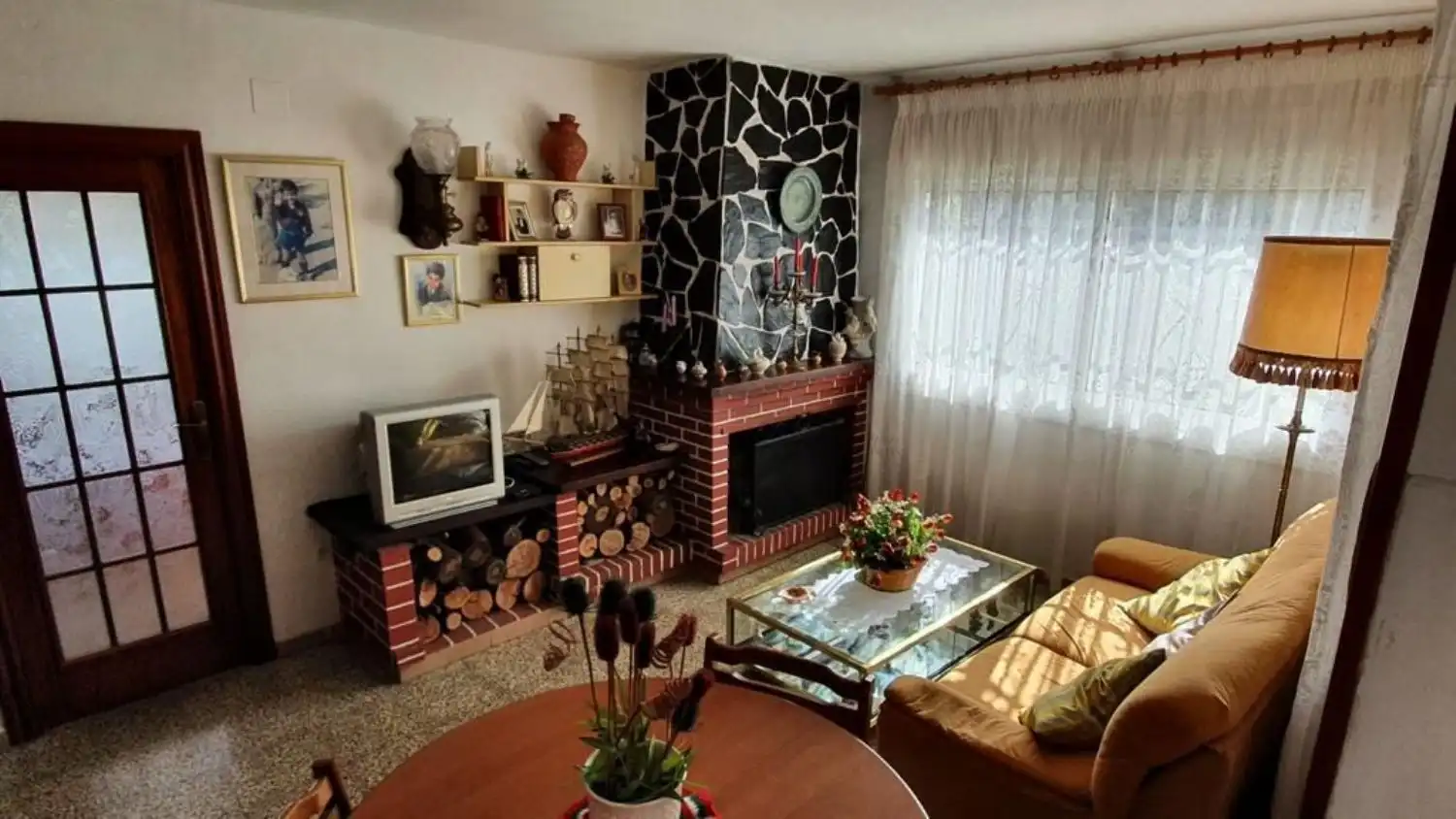 Sala de estar de Finca rústica en venta en Maçanet de la Selva con Calefacción, Jardín privado y Terraza