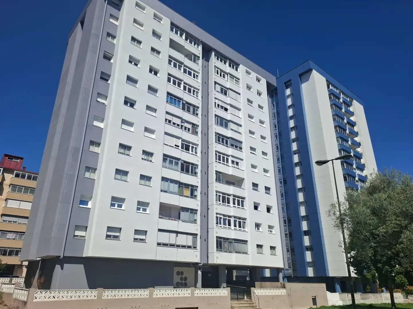 Flat with lift for sale in Avenida de Castelao
