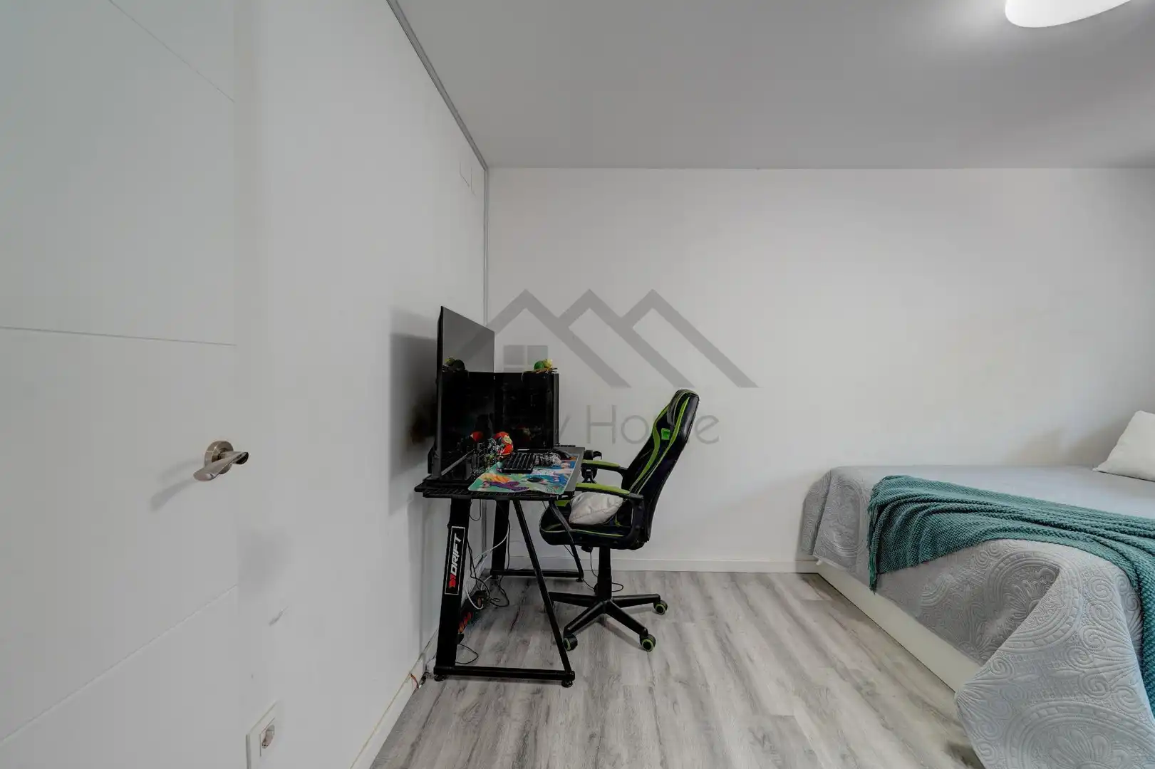Bedroom of Houses for sale in La Pobla de Vallbona  with Air Conditioner, Heating and Private garden