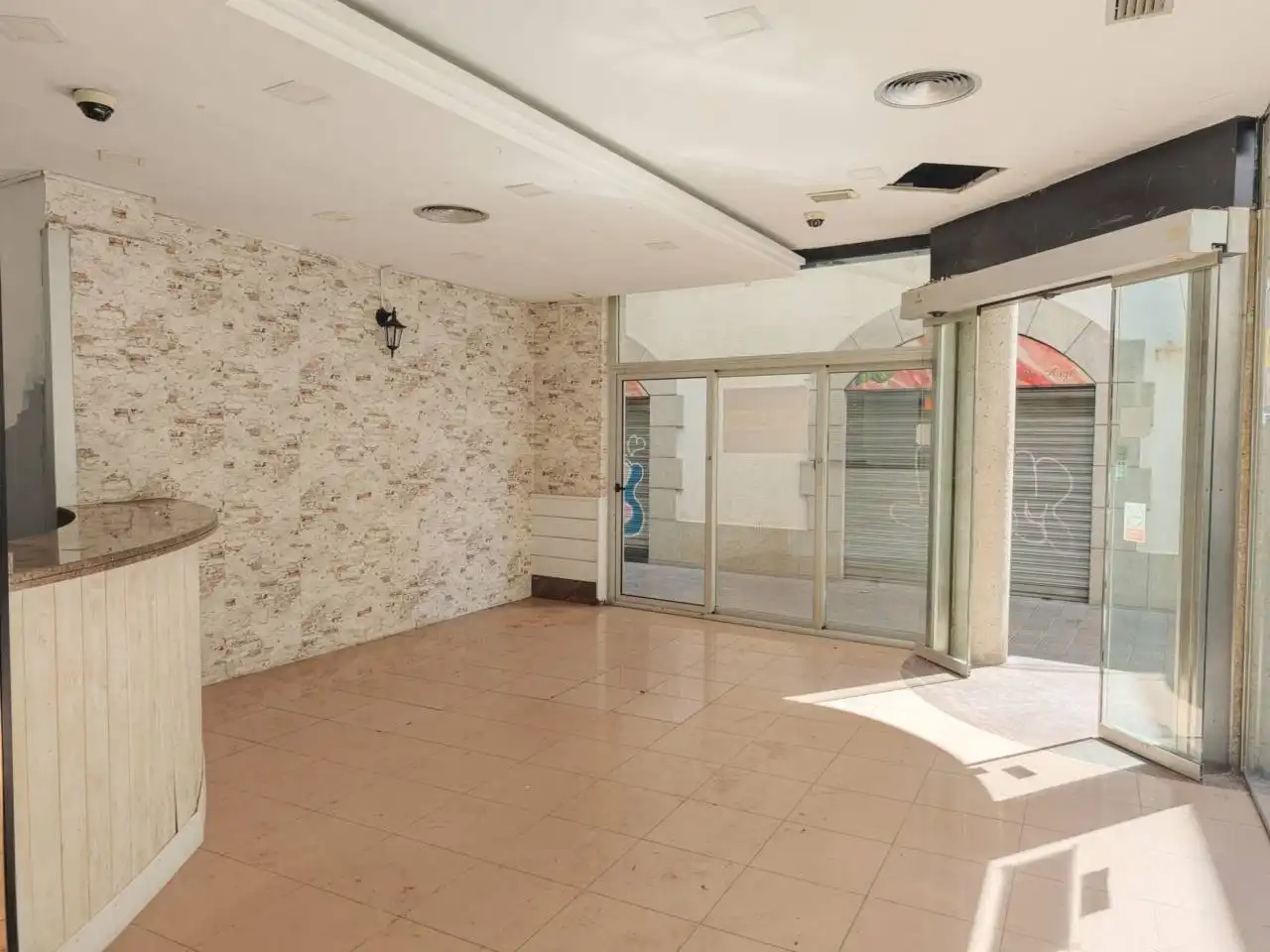 Business premises to rent in Calle Tapioles, imagen 10