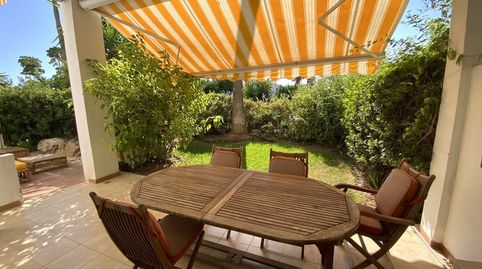 Foto 2 de Apartament en venda a Nueva Atalaya, Estepona