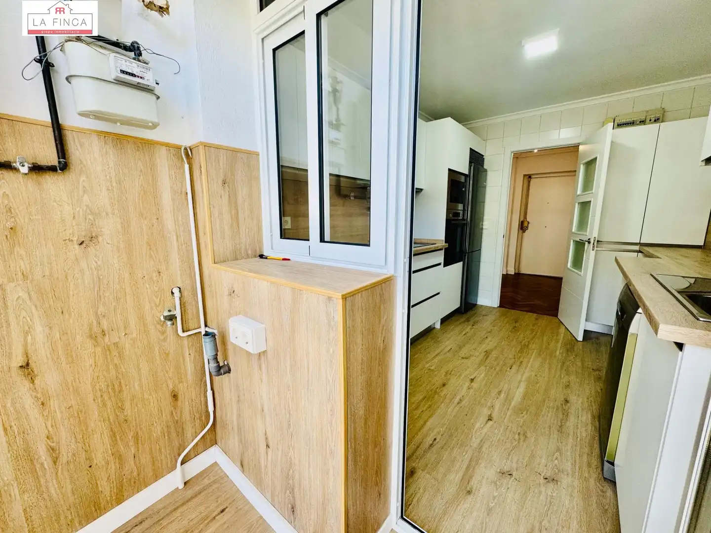 Cocina de Piso en venta en Málaga con Aire acondicionado, Parquet y Piscina comunitaria