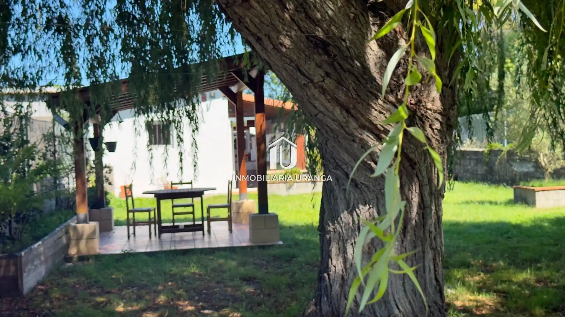 Jardín de Residencial en venta en Laredo