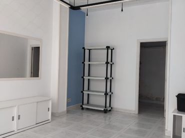 Bajo en venta en Centro