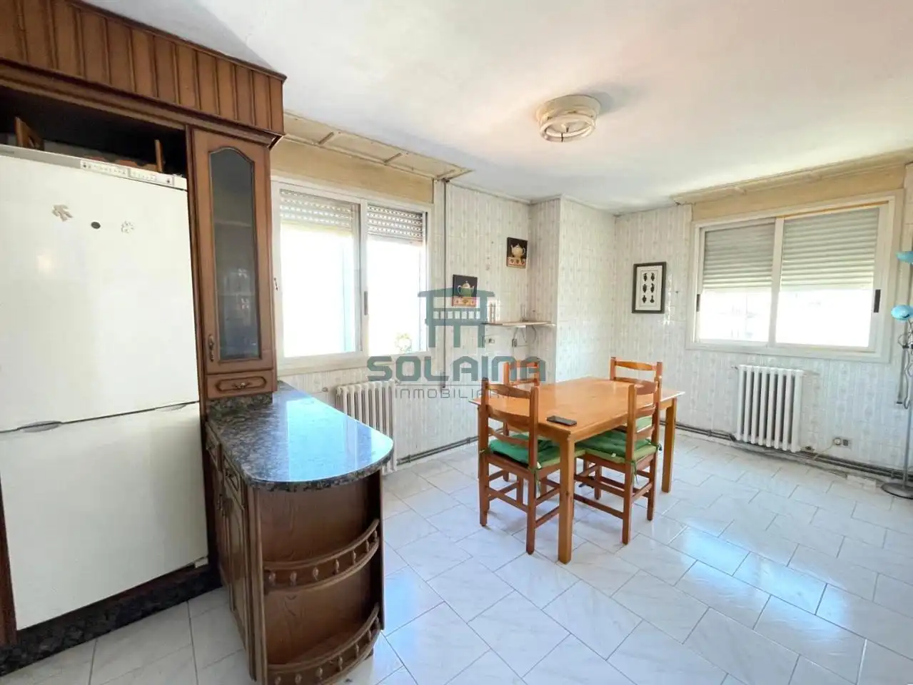 Comedor de Piso en venta en Ourense Capital  con Calefacción y Balcón