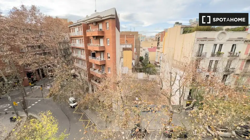 Vista exterior de Apartamento para compartir en Barcelona con Aire acondicionado, Calefacción y Terraza