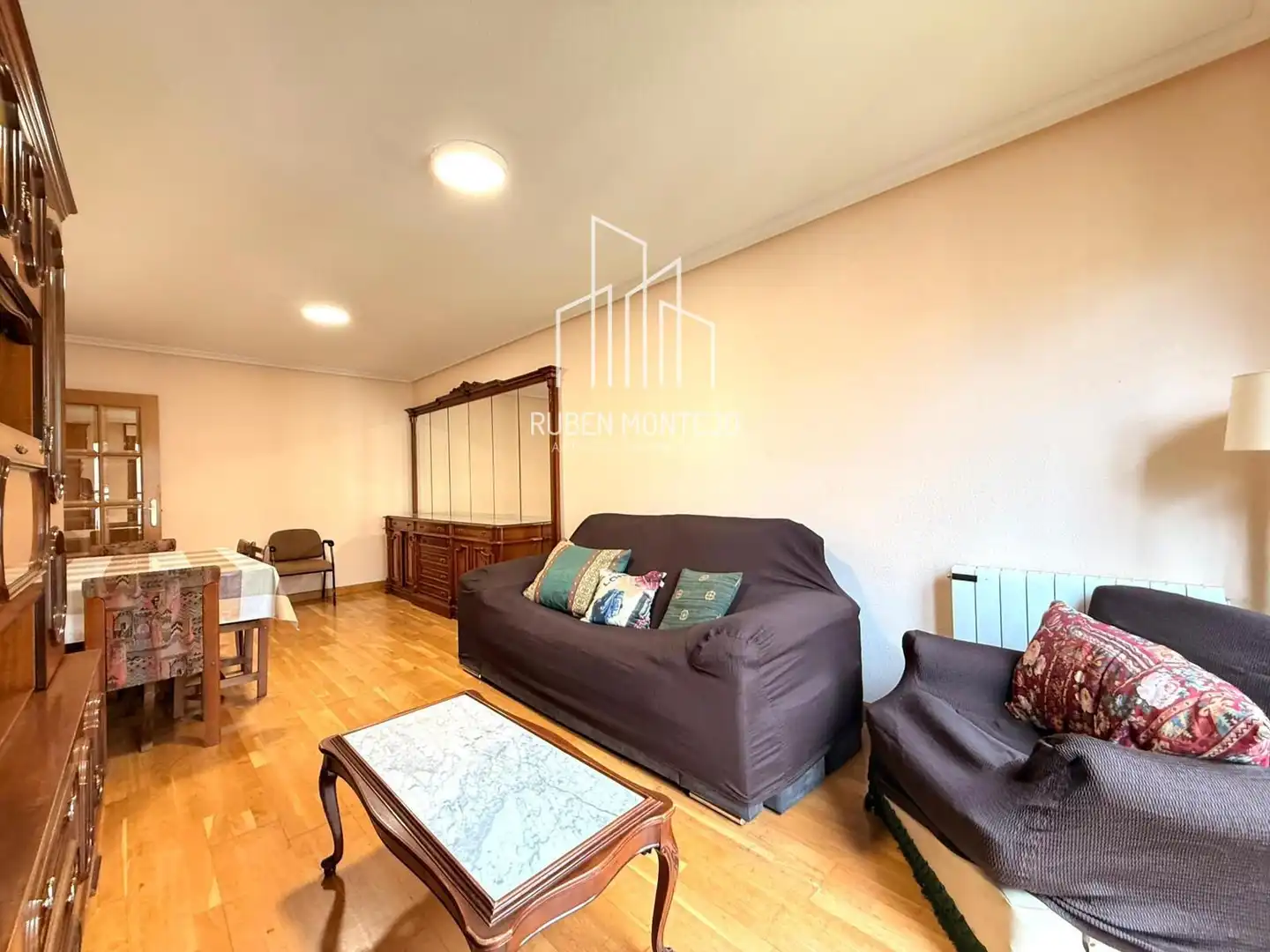 Living room of Flat for rent in Salamanca  with Heating, Terrace and Furnished