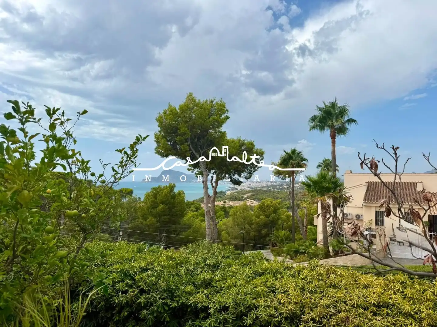 Vista exterior de Casa o chalet de alquiler en Altea con Calefacción, Jardín privado y Terraza