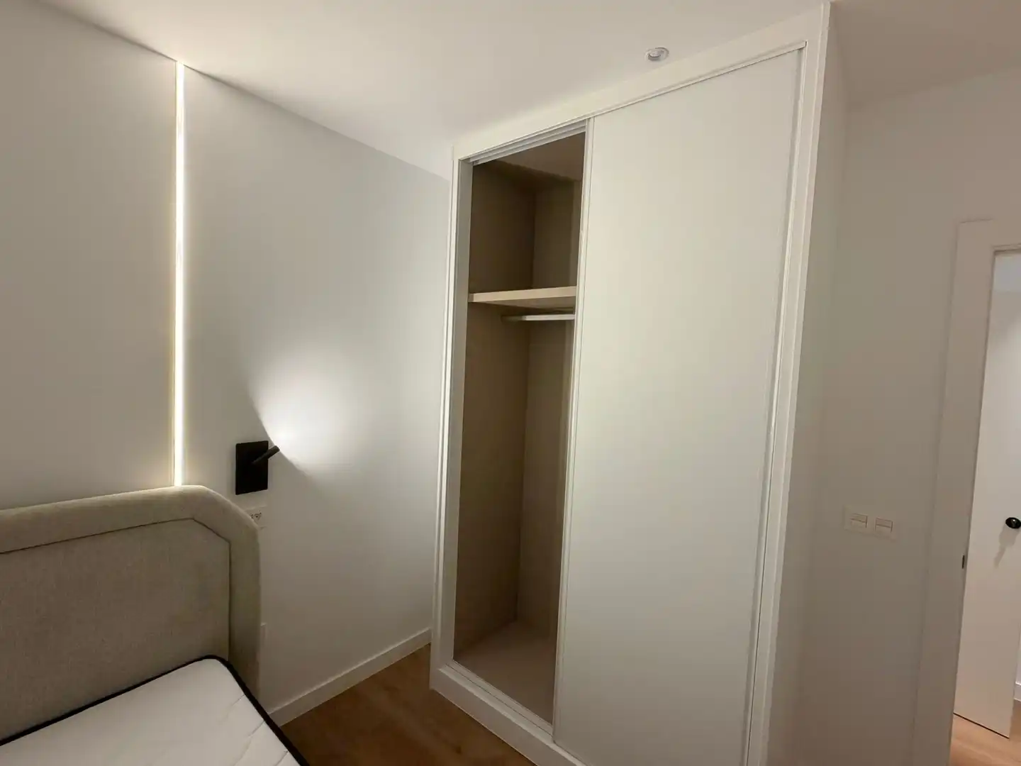 Dormitori de Apartament de lloguer en Badajoz amb Aire condicionat, Calefacció i Parquet