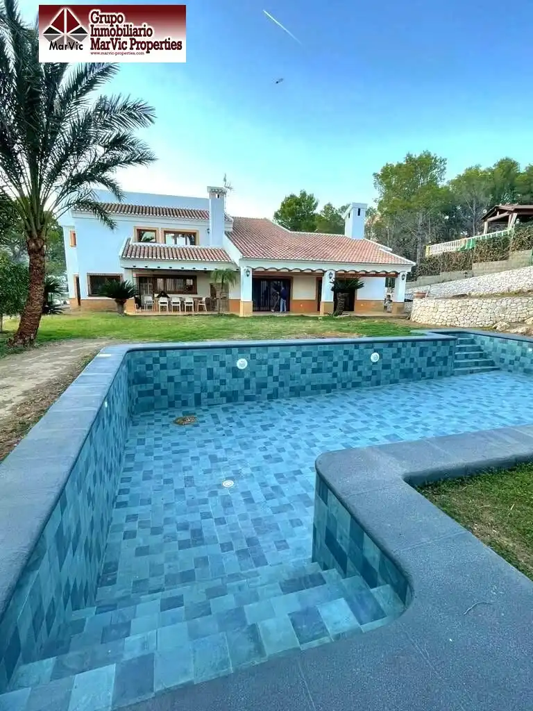 Piscina de Casa o chalet en venta en Gandia con Aire acondicionado, Calefacción y Jardín privado