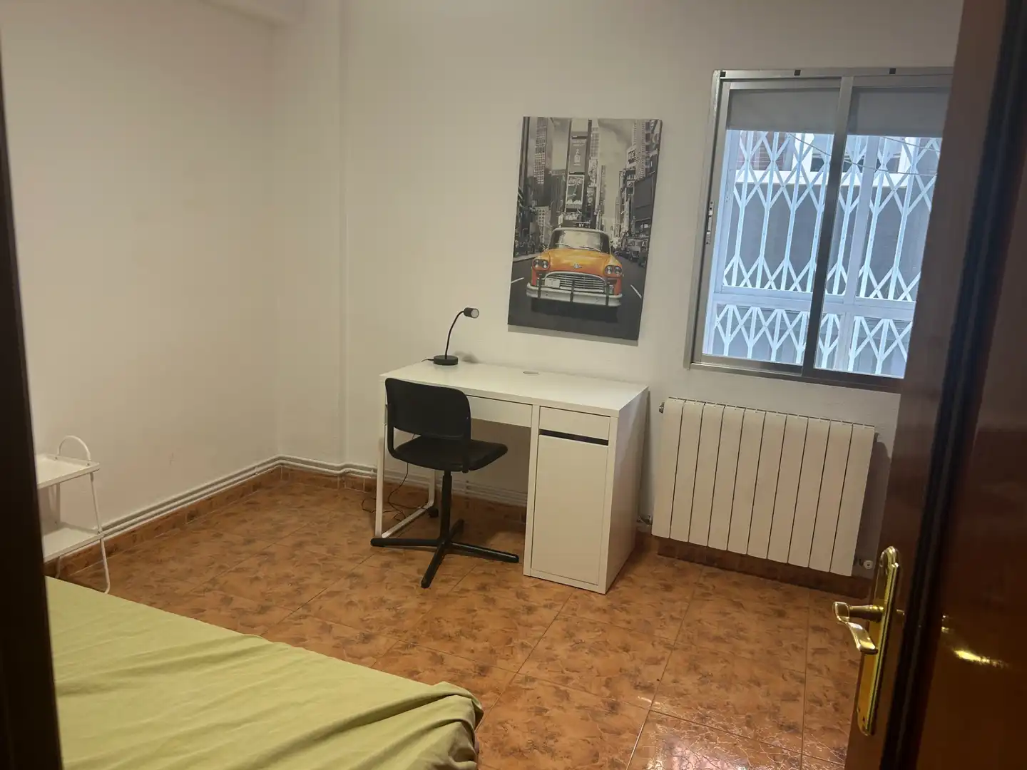 Habitación de Piso de alquiler en Fuencarral - El Pardo