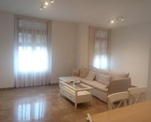 Living room of Flat to rent in  Valencia Capital  with Air Conditioner and Balcony