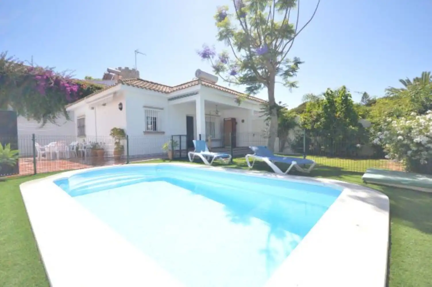 Jardín de Casa adosada de alquiler en Conil de la Frontera con Aire acondicionado, Jardín privado y Terraza